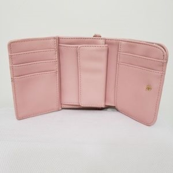 ♡Wristlet pink with floral interior *HM or MH initials *excellent condition - Picture 2 of 6